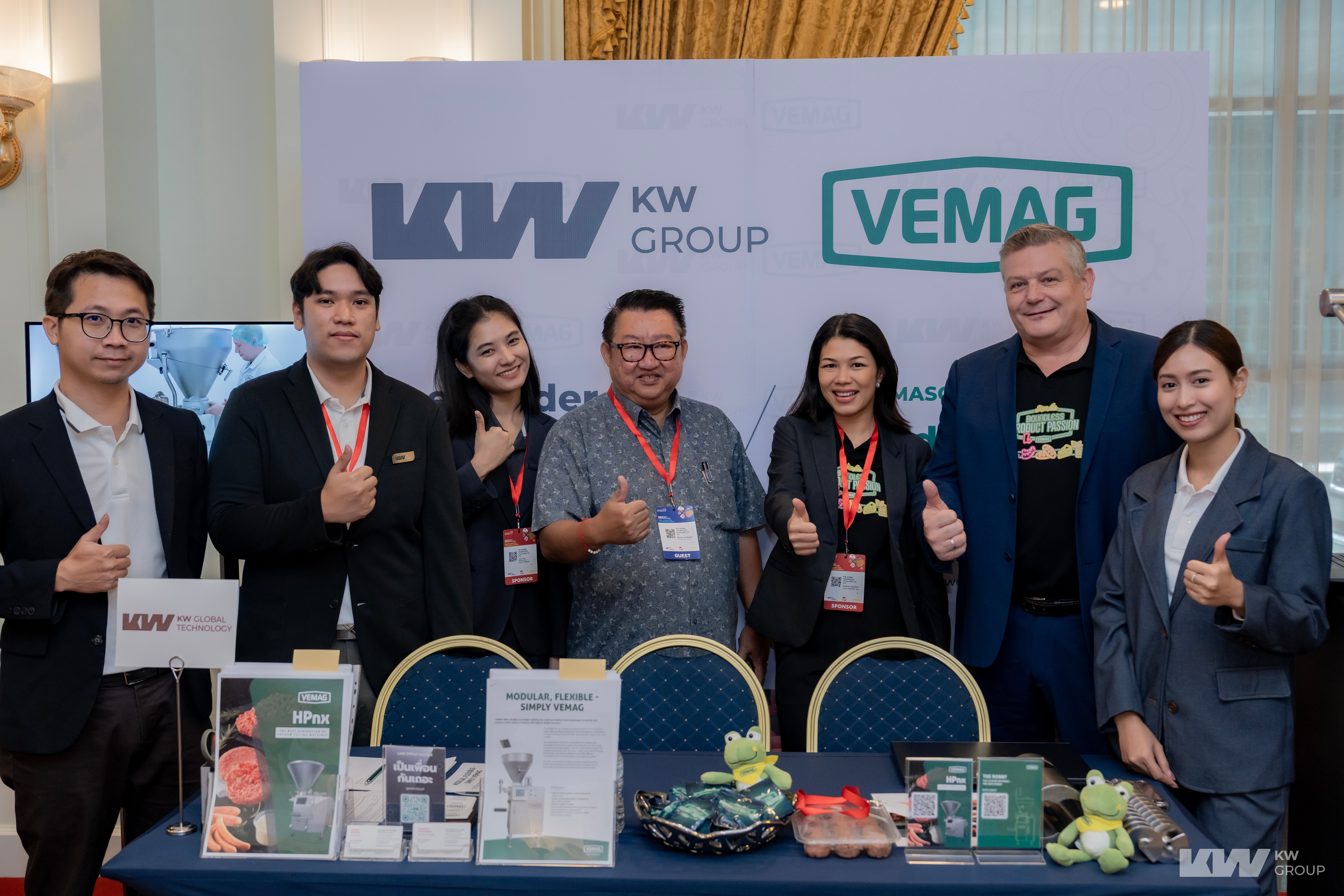 สาธิตเครื่องจักรระบบ Automation จาก VEMAG ภายในงาน FFT Roadmap 2025